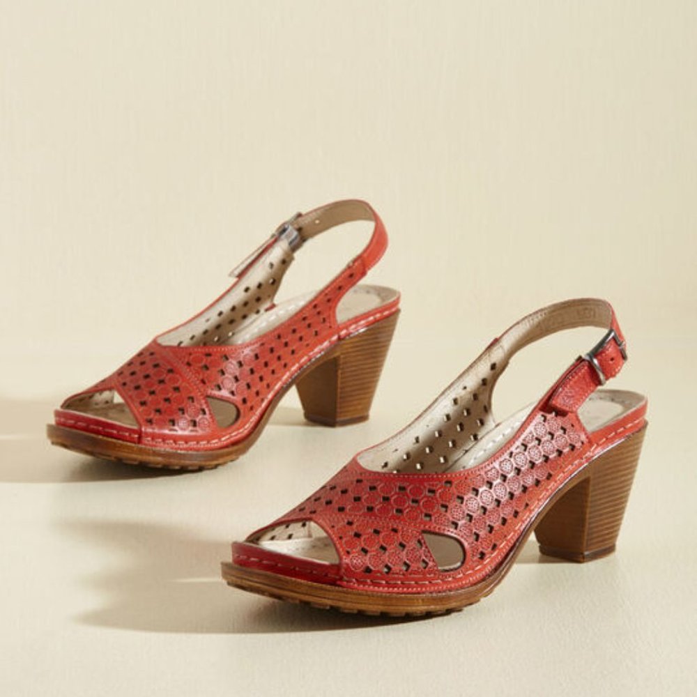 Modcloth comfy red leather sandal 39
